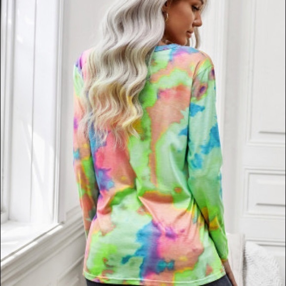 Green Tie Dye V-neck Slouchy Pullover New Boutique - Picture 4 of 5